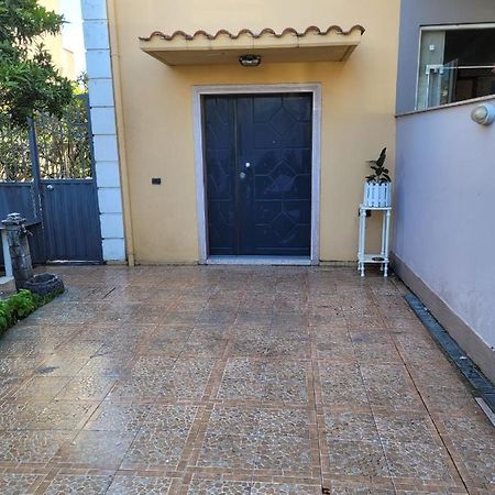Italian Style Apartment Durres Exterior photo
