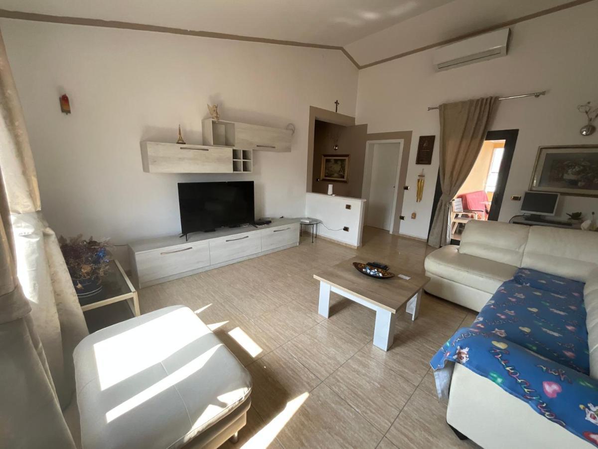 Italian Style Apartment Durres Exterior photo